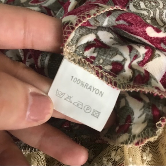 Ciel USA boho lace trim cold shoulder floral tunic - Picture 8 of 8